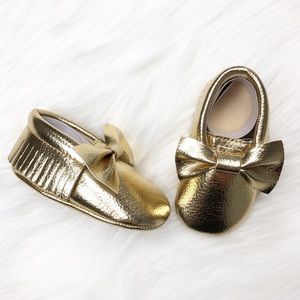Metallic Gold Fringe Moccasins Baby Mocs NWT